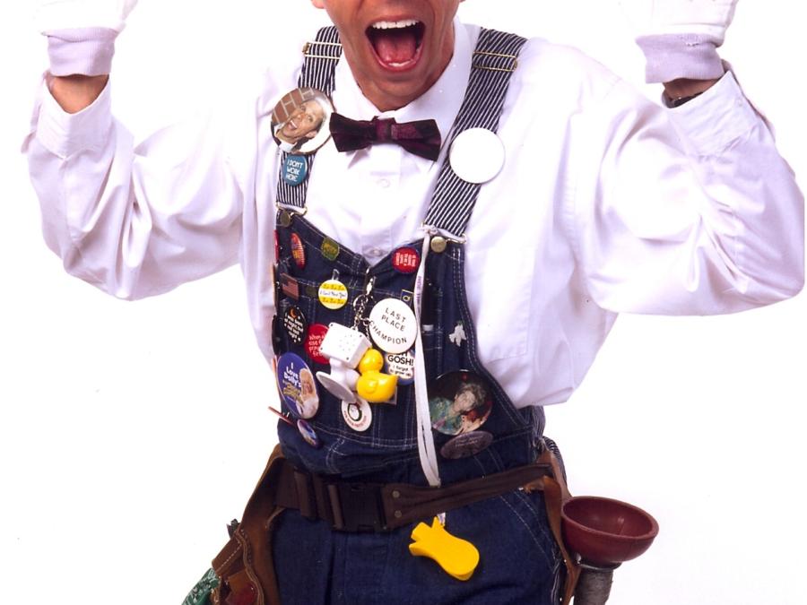 Terry Sanders as Homer Lee