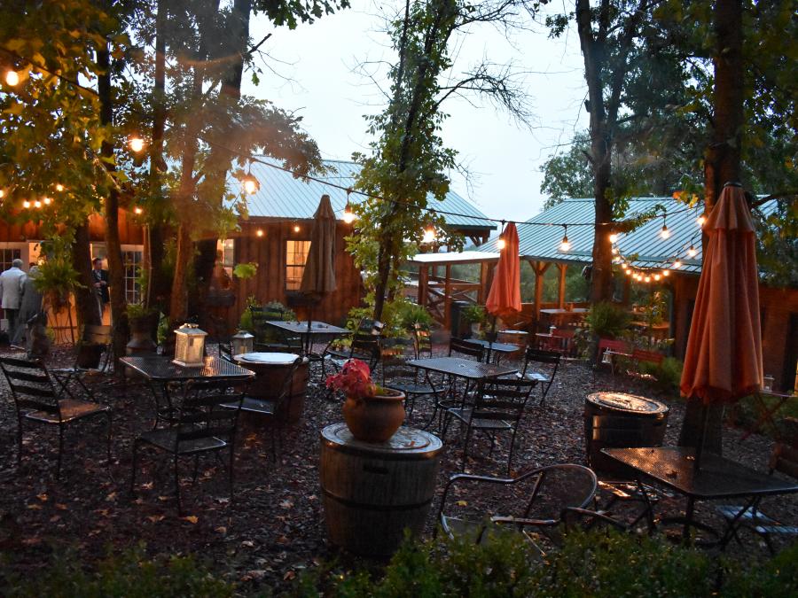 Bear Creek Wine Company and Small Batch Brewery Explore Branson