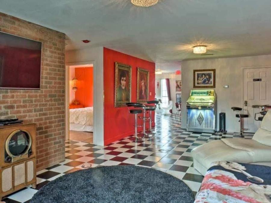 Presley's Penthouse