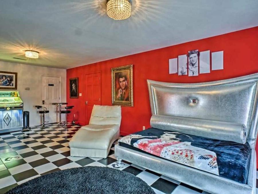 Presley's Penthouse