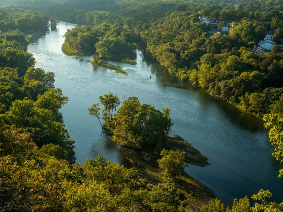 See Lake Taneycomo, Table Rock Lake and Table Rock Dam