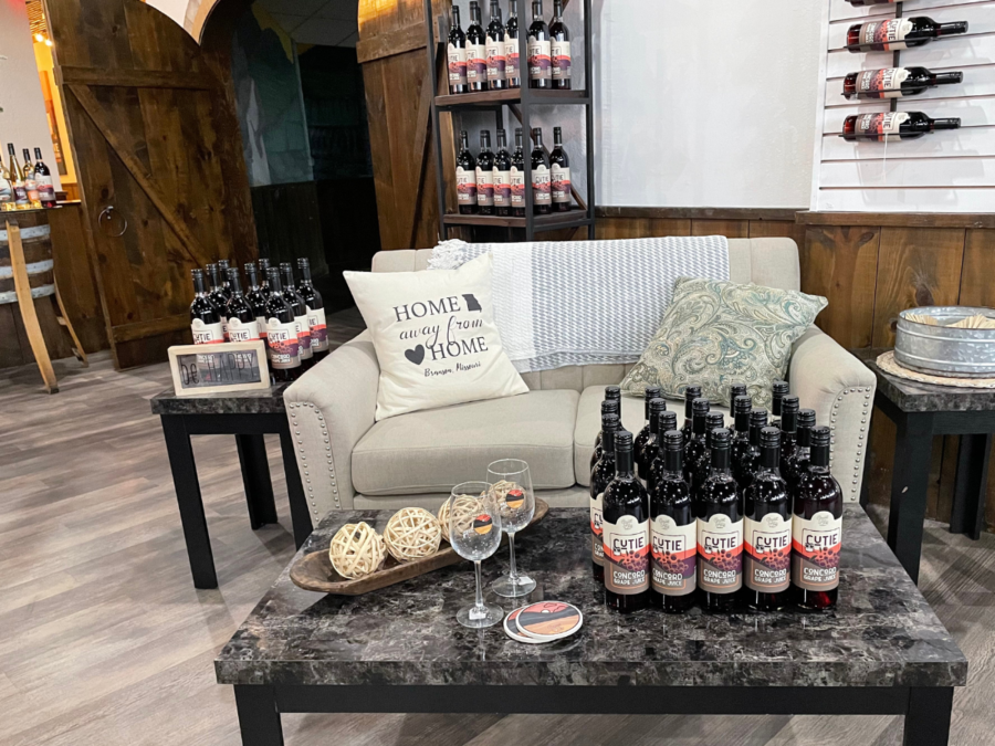 Ozark Hills Winery - Shop