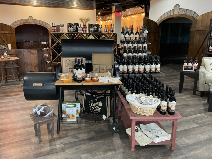 Ozark Hills Winery - Shop