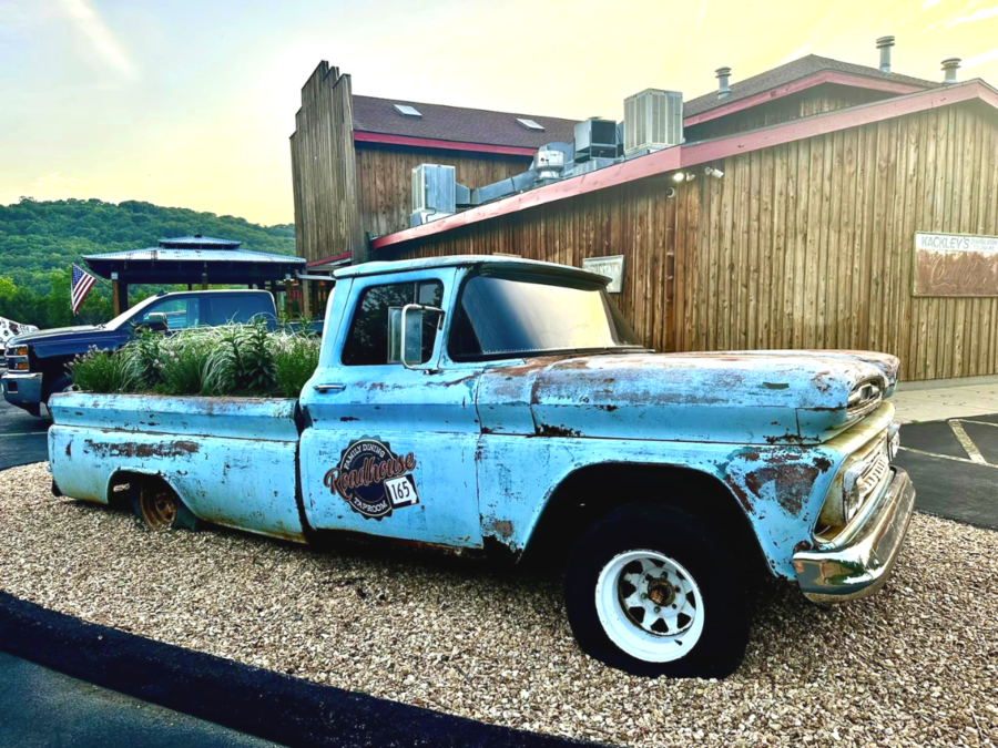 Cruise In to Roadhouse 165!