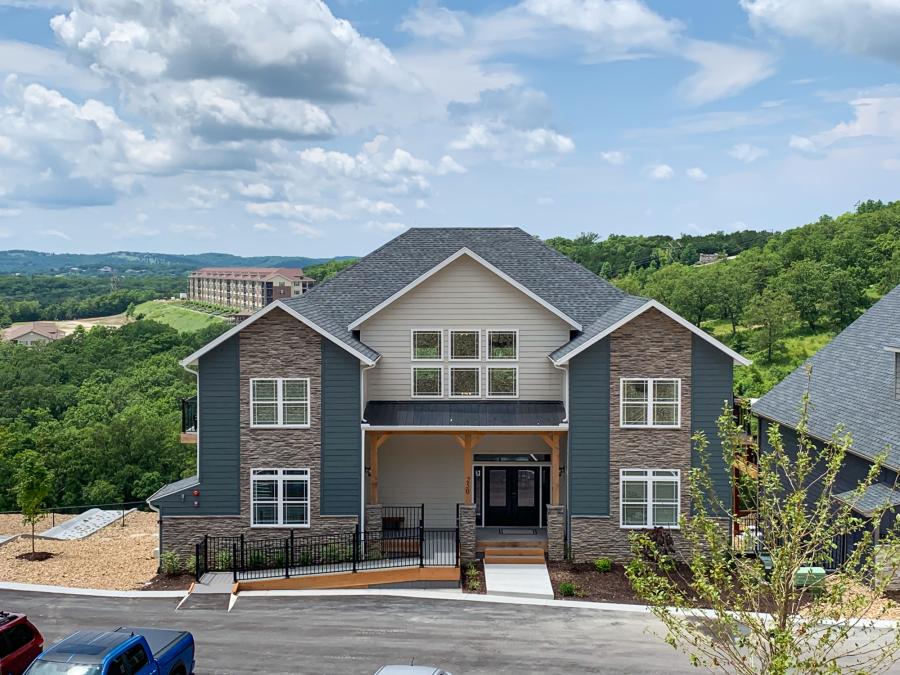 Heritage Retreat  10 king ensuite bedrooms with private heated pool/hot tub/fire pit