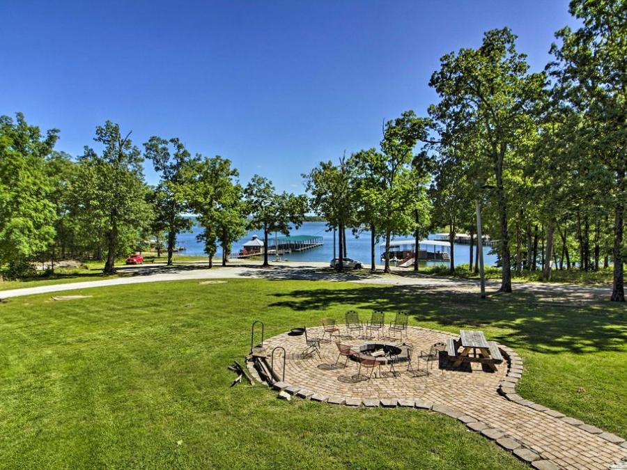 Table Rock Resorts at Indian Point Explore Branson