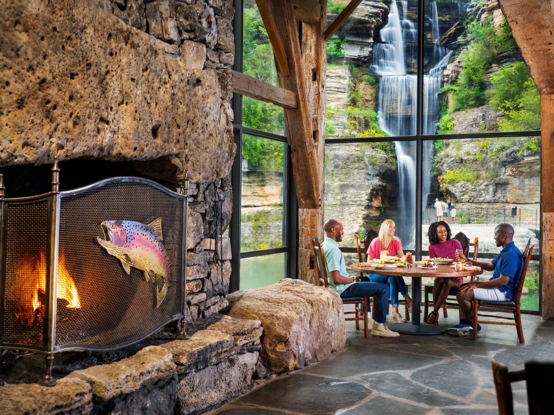 Dogwood Canyon Restaurant Interior w Group