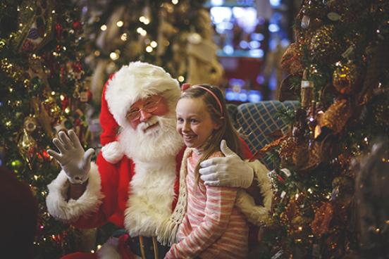 santa-clause-silver-dollar-city-christmas-branson