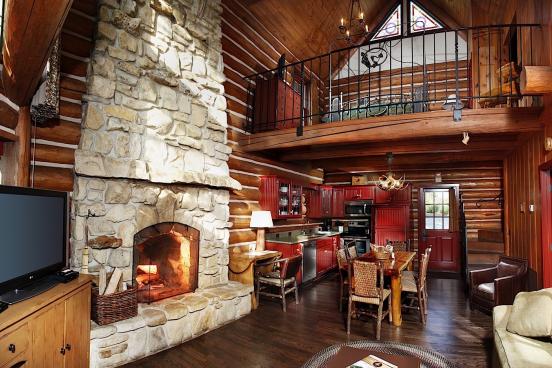 Cabin_Interior_Panoramic
