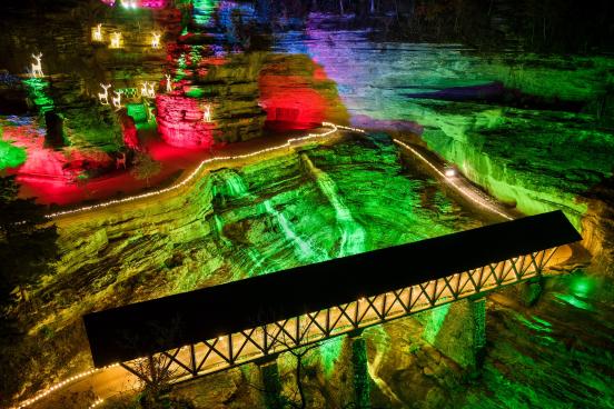 Top_of_the_Rock_TOR_Lost_Canyon_Holiday_Lights_Cave_Trail_Tour