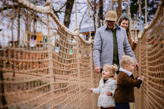 Shepherd_Family_Christmas_Outdoor_Winter_Attraction