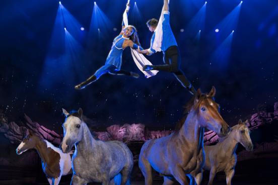 Dolly Stampede Horses and Aerialists
