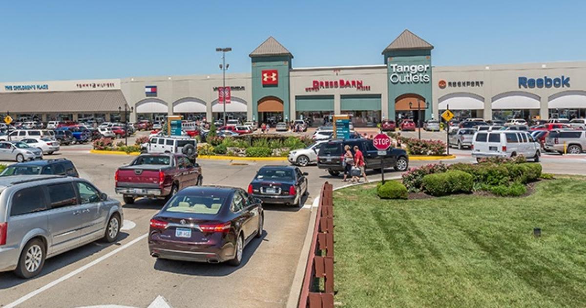Branson outlet malls tanger