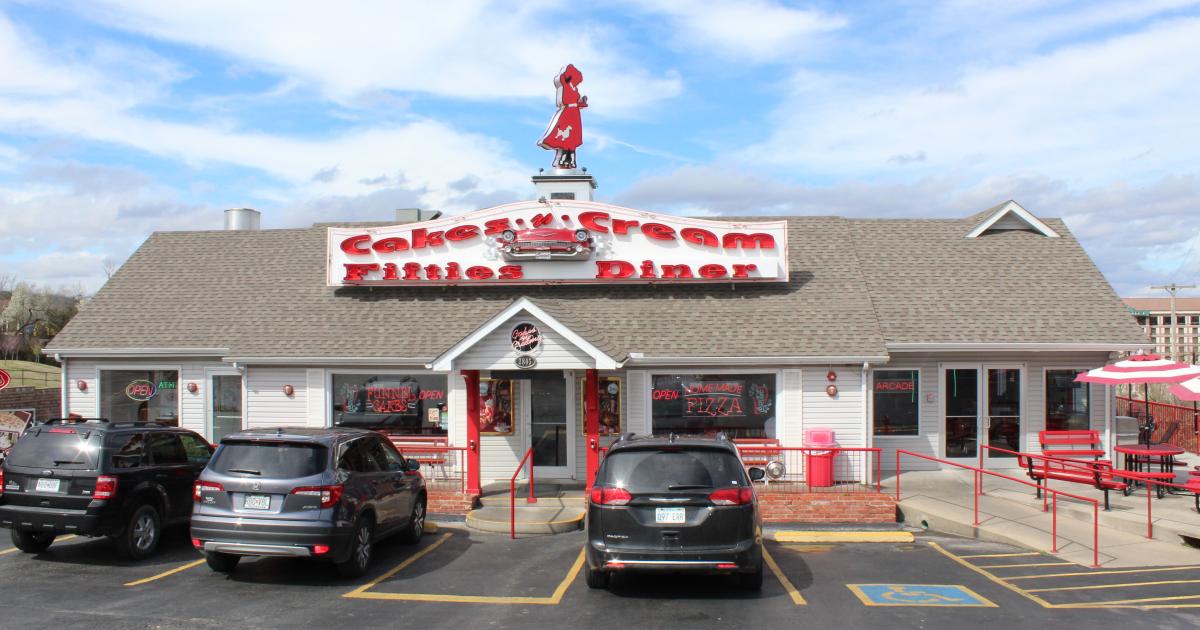 CakesnCreams 50's Diner Explore Branson