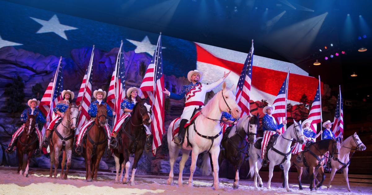 Dolly Parton S Stampede Dinner Attraction Explore Branson